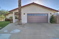 226242 3 Br Oasis w/ Hot Tub by Golf & Coachella!