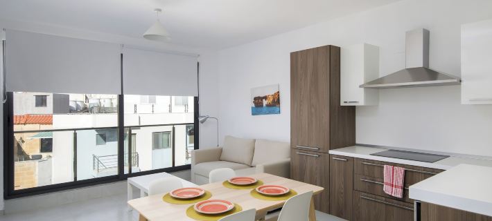 Cosy & Modern 1 BR APT - 2 mins from sea Ξενοδοχεία στην πόλη Bugibba