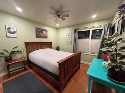 Entire ADU Walking Distance to Old Town