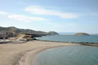 Ella Rocrita - Beach