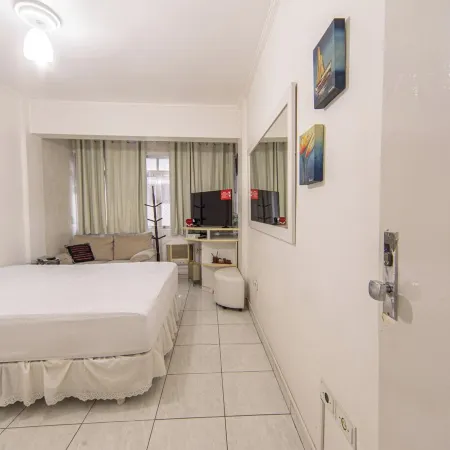 Apto com Wi Fi e Garagem a 240 Metros da Praia