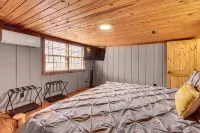 Cropwell Cabin w/ Fire Pit, Near Logan Martin Lake - 3-Star