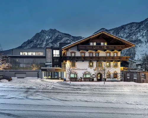 Hotel Wirtshaus Sattlerwirt Hotels in Ebbs