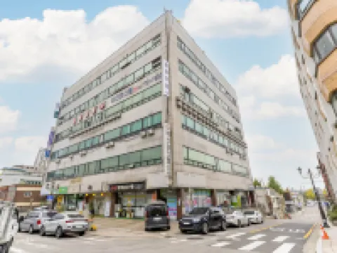 Healing Motel Hotels near Jayu Park (Freedom Park)