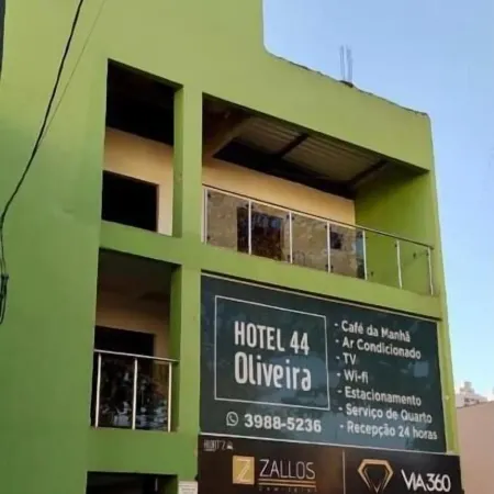 Hotel Oliveira 44 Отели рядом с достопримечательностью «Торговый центр Mega Moda»