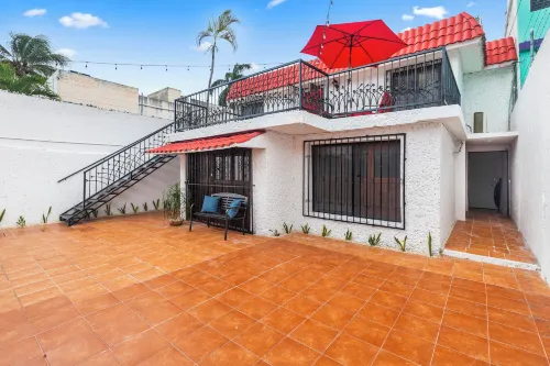 Casa Nance Alojamientos Xaman HÁ Centro Mercado 28 y Ado Suite Familiar 3 Personas - 2つ星