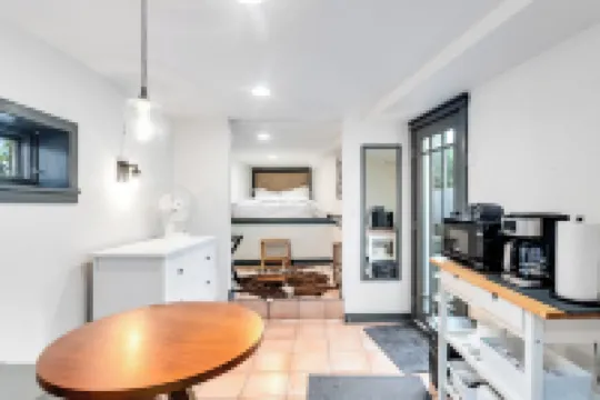 Montlake Studio in Spite House
