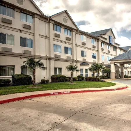 Motel 6 Dallas, TX - Northwest