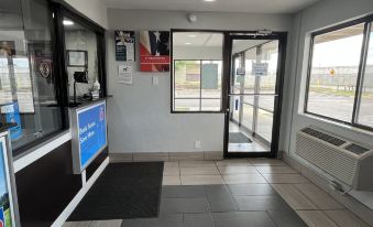 Motel 6 Wichita, KS