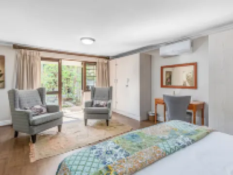 Caledon 23 Guest House Hotels in George