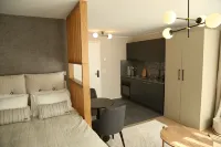 Lamira - Serviced Apartments - balcony
