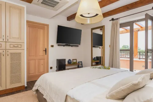 Ivanovi dvori in Skradin - Homestays