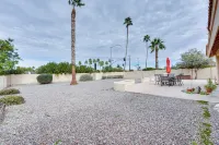 < 1 Mi to Courses! Quiet Golfer's Gem in Sun Lakes - 3 tähden