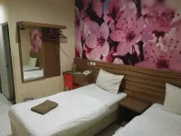 Vindhika Hotel Pengayoman - 2-Star