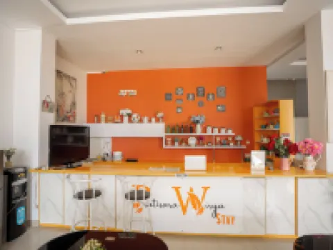 Pratisarawirya Guesthouse by Ecommerceloka Hotels in Mulyorejo