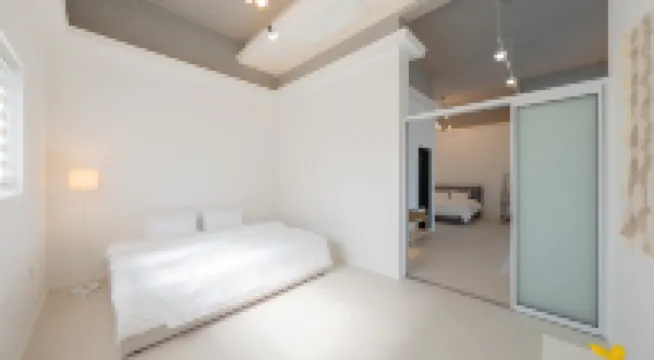 Pohang Bahari Pool Villa