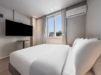 Juststay Hotel YeojuDaegyo Branch Hotels in Yeoju