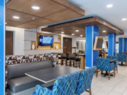 Holiday Inn Express & Suites MACON - I-475 by IHG Hotels in Macon