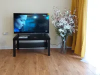 هاوس، سليبس 3 ويذ بالكوني آند باركينج فنادق في سميثويك