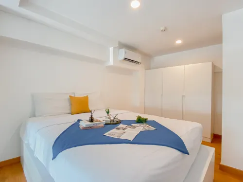 Simple and Modern Studio at Apartment Kingland Avenue By Travelio