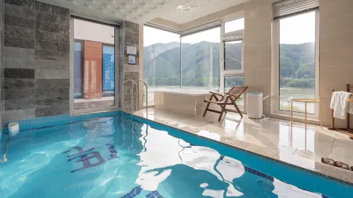 Chuncheon Durban Poolville - 4-Star