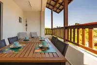 Arara House