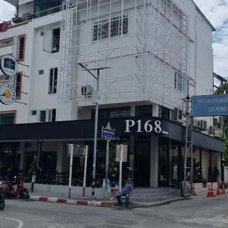 P168 Hostel Samui