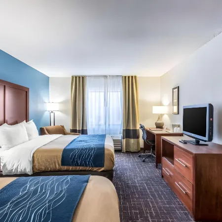 Comfort Inn & Suites Lees Summit - Kansas City
