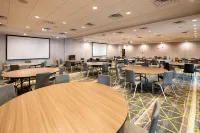 Holiday Inn & Suites DETROIT - TROY by IHG