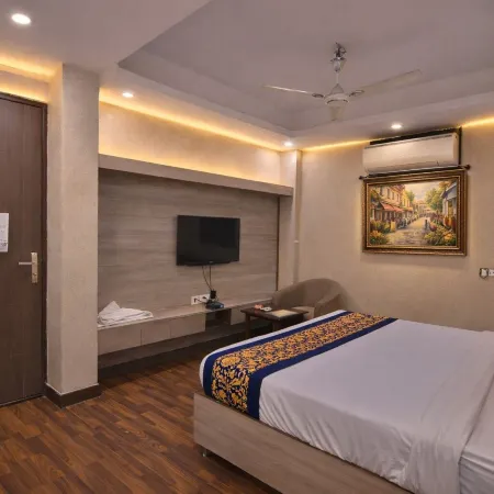 Hotel Aravali Residency Near Ilbs, Vasant Kunj Отели рядом с достопримечательностью «Индийский технологический институт в Дели»