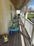The Bay Breeze. In Village of Elk Rapids. Walk to Festivals, Beach Park & Town
