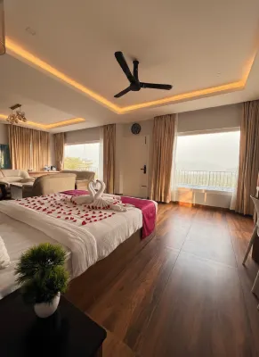 Oxy Valley Resort