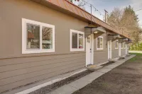 Modern Comfort Near Dtwn! Stylish Spokane Studio - Kitchen
