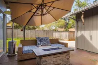 Zen Den - 10 Minutes To Autzen & Downtown 2 Bedroom Home