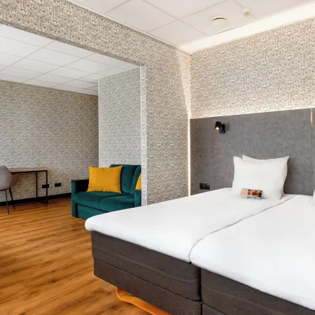 Metropol Hotel