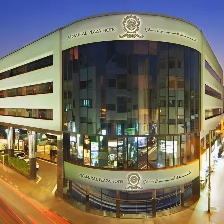 Admiral Plaza Hotel Отели рядом с достопримечательностью «Рынок Мина-базар»