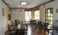 Hotel Villa Florencia Zona Rosa - breakfast