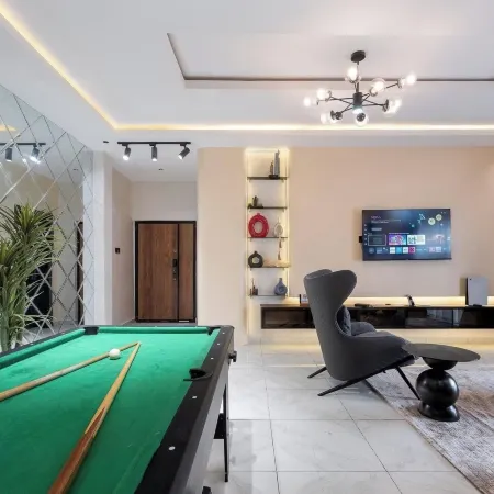 ARI RESIDENCE