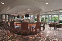 Embassy Suites by Hilton Buffalo - bar