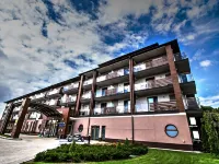 Mineral Hotel Malinowy Raj Hotels in Busko County