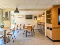 Premiere Classe Versailles - ST-Cyr-l'Ecole Hotels in Yvelines