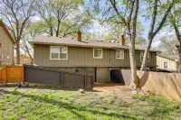 3Br 2 King Beds Near Downtown Overland Park - Apartments