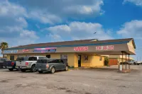 Champions Inn - 2-Star