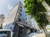 سيليم دومينيك هوتل Hotels near مجمع غورو ديجيتال