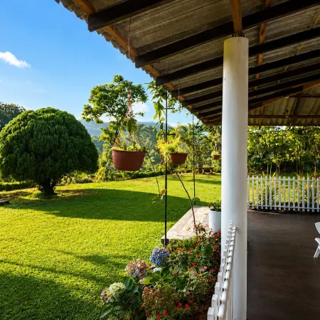 Aura Hilltop Matale