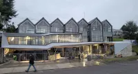 Hotel Hosteria Entre Lagos - 2-Star