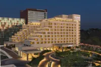 Sheraton Grand Bengaluru Whitefield Hotel & Convention Center - Jacuzzi