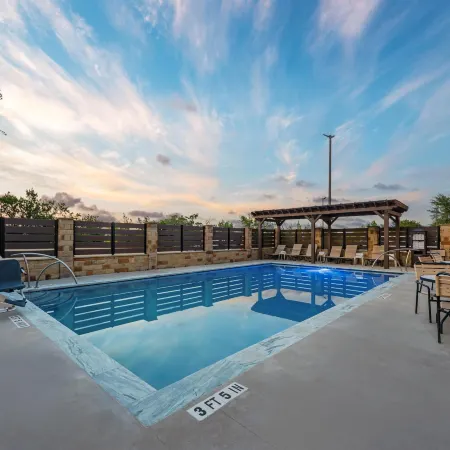 Best Western Plus Georgetown Inn  Suites