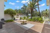 The Cove - Davis Island Estate - Bungalows