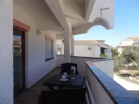 Ilsad Apartments, Apartment with Pool 80 Meters from se, Sea View from Balcony - Homestays